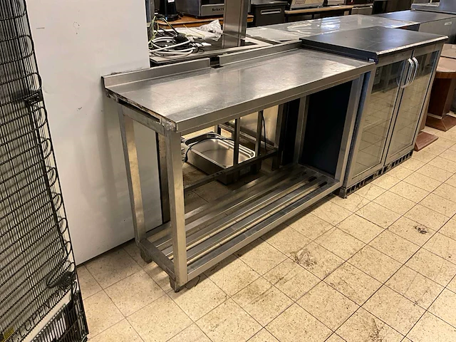 Rvs werktafel - afbeelding 1 van  5