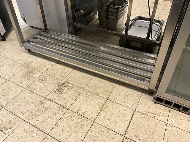 Rvs werktafel - afbeelding 4 van  5