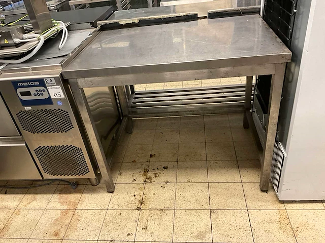Rvs werktafel - afbeelding 2 van  4