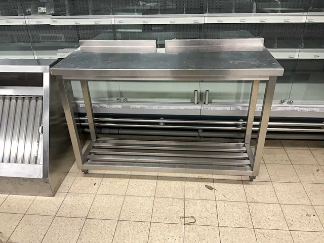Rvs werktafel - afbeelding 1 van  5