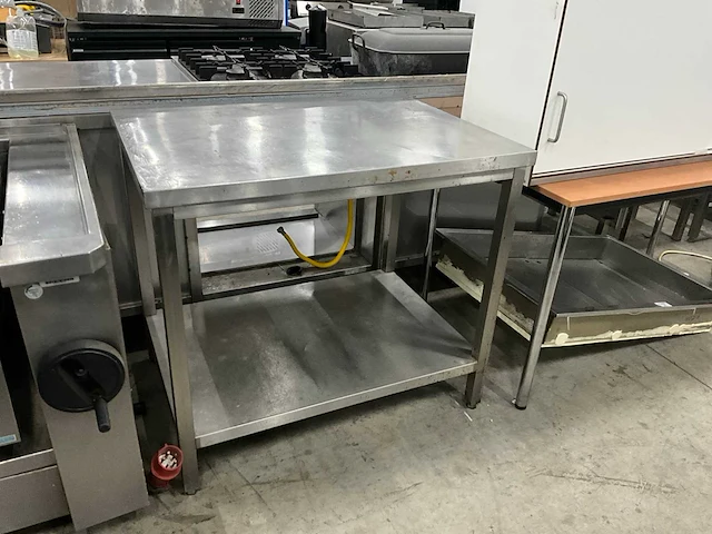 Rvs werktafel - afbeelding 1 van  4