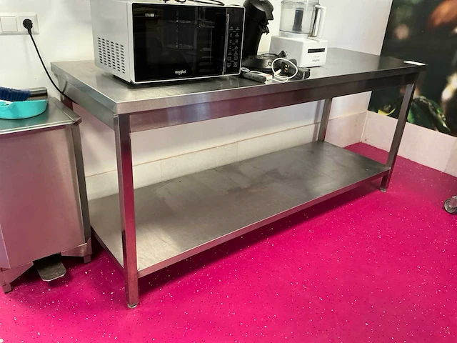 Rvs werktafel - afbeelding 1 van  3