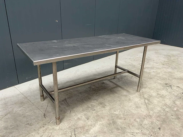 Rvs werktafel - afbeelding 1 van  3