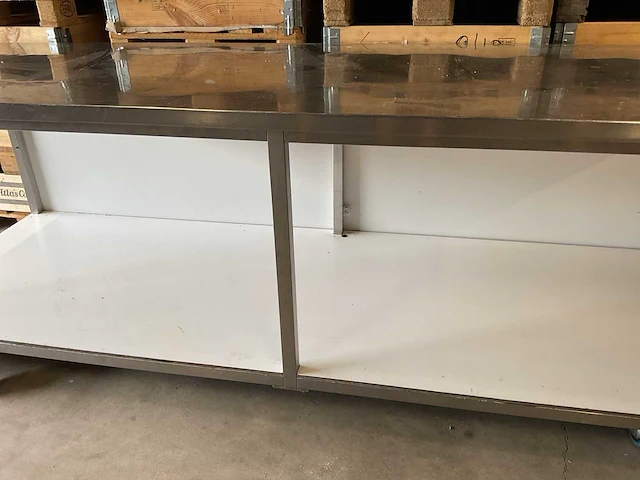 Rvs werktafel - afbeelding 3 van  4