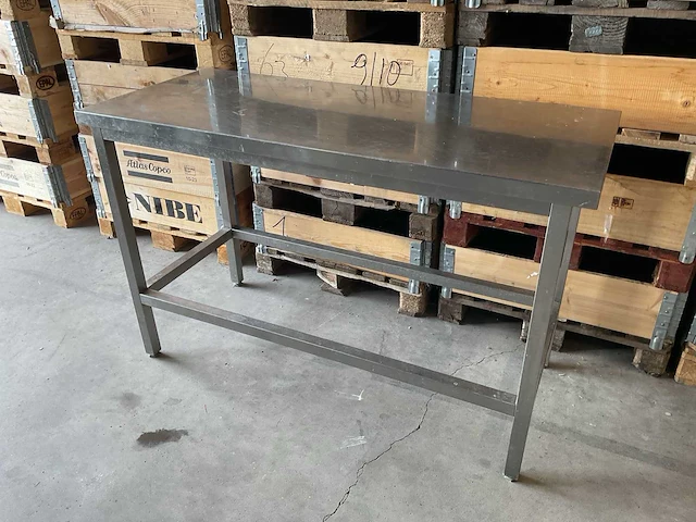 Rvs werktafel - afbeelding 1 van  3