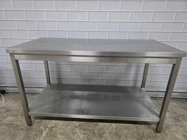 Rvs werktafel - afbeelding 1 van  3