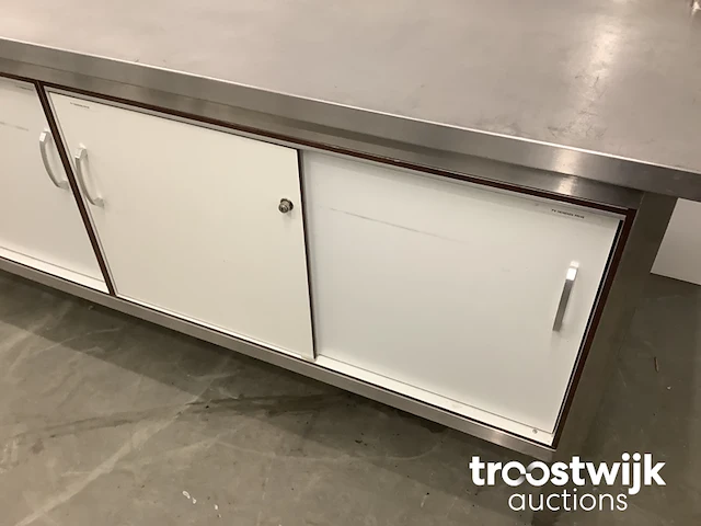 Rvs werktafel - afbeelding 7 van  7