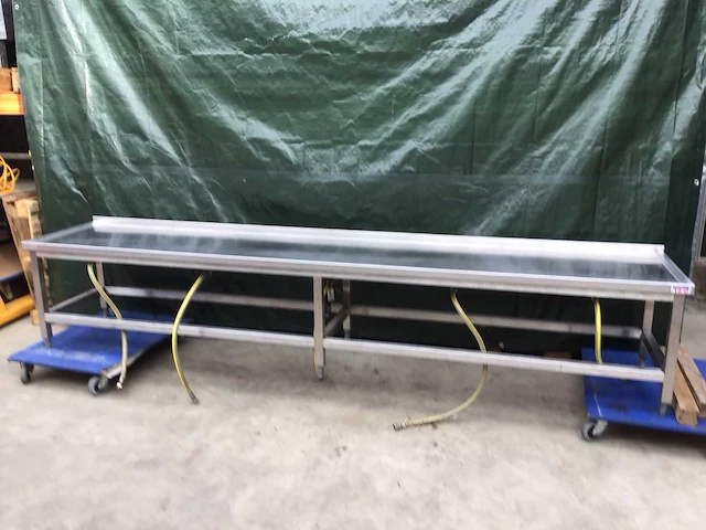 Rvs werktafel - afbeelding 1 van  3