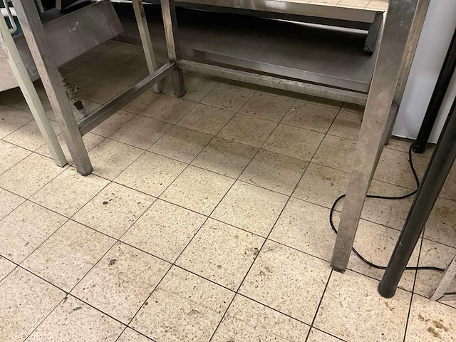 Rvs werktafel - afbeelding 4 van  4
