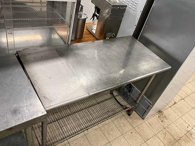 Rvs werktafel - afbeelding 3 van  5