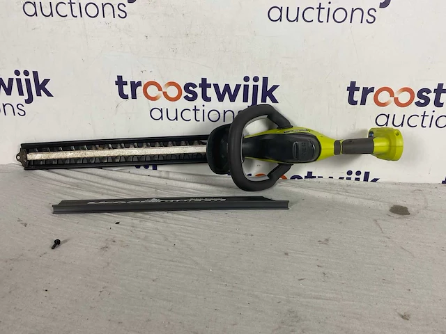 Ryobi accu-heggenschaar |greenworks maaimachine - afbeelding 2 van  4