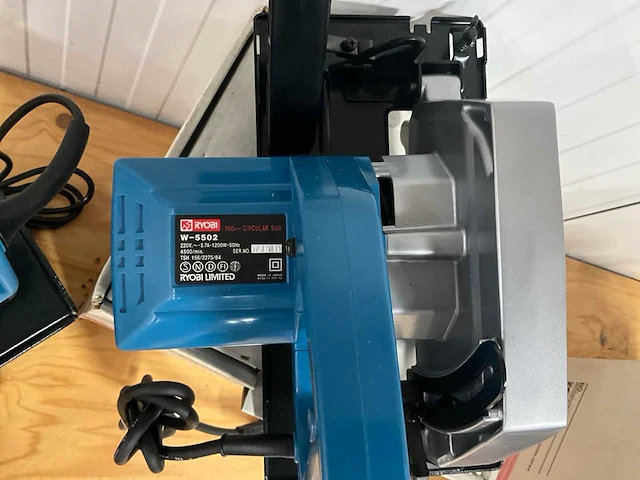 Ryobi cirkelzaagmachine & schuurmachine - afbeelding 4 van  8