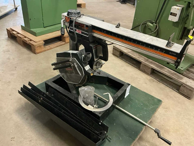Ryobi ra-2500 radiaalafkortzaagmachine - afbeelding 2 van  7
