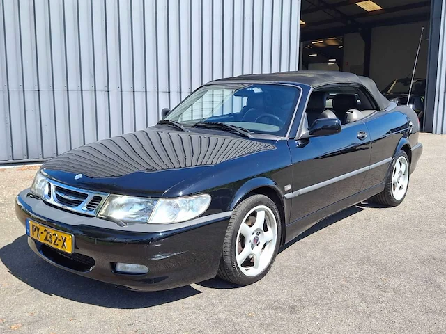 Saab - 9-3 cabrio - 2.0t anniversary - 2003 - 150pk - afbeelding 1 van  39