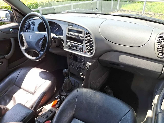 Saab - 9-3 cabrio - 2.0t anniversary - 2003 - 150pk - afbeelding 35 van  39