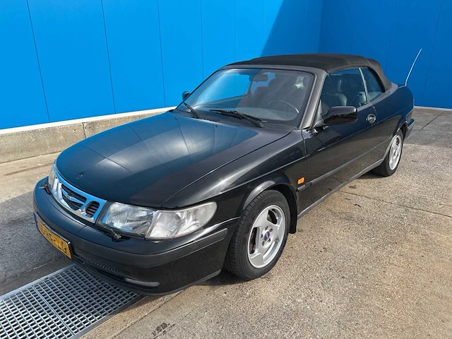 Saab - 9-3 cabrio - 2.0t s - car - 2001 - afbeelding 1 van  21