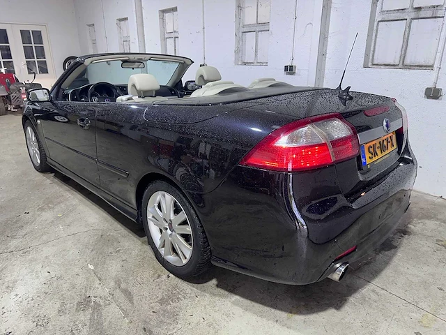 Saab - 9-3 cabrio - 2.0t vector spr.ed. - sk-167-x - afbeelding 17 van  23