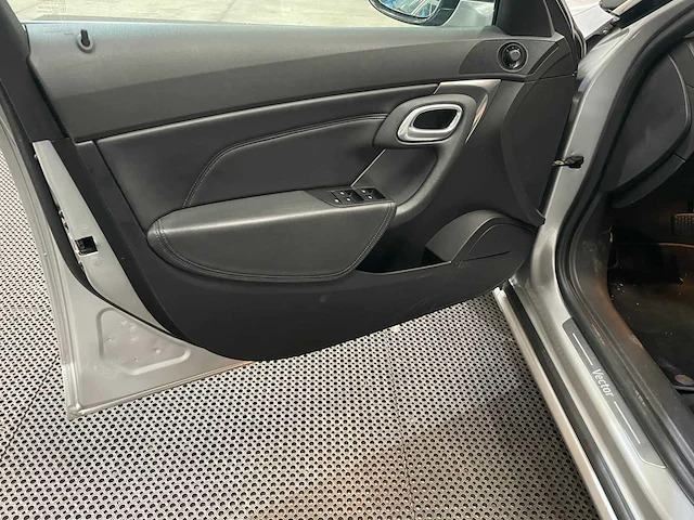 Saab - 9-5 - 2.0t vector - personenauto - 2010 - afbeelding 8 van  27