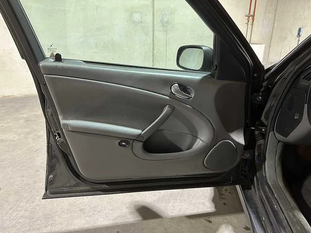 Saab 9-5 2.3 turbo aero 250pk 2005, 18-rh-lt - afbeelding 26 van  42
