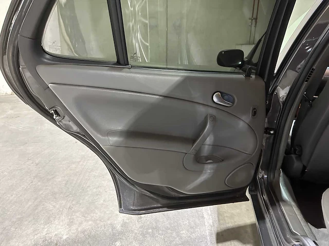 Saab 9-5 2.3 turbo aero 250pk 2005, 18-rh-lt - afbeelding 28 van  42