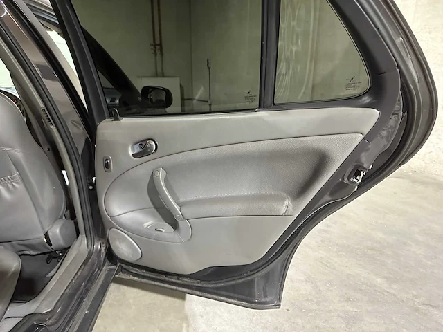 Saab 9-5 2.3 turbo aero 250pk 2005, 18-rh-lt - afbeelding 31 van  42