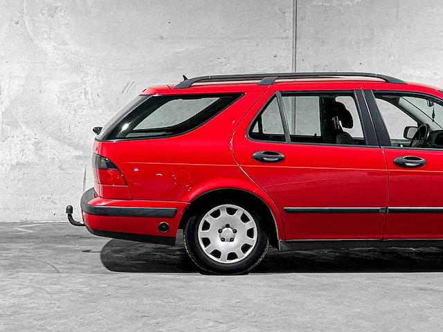 Saab 9-5 estate 2.0t linear 150pk 2001, 10-gr-kn - afbeelding 2 van  48