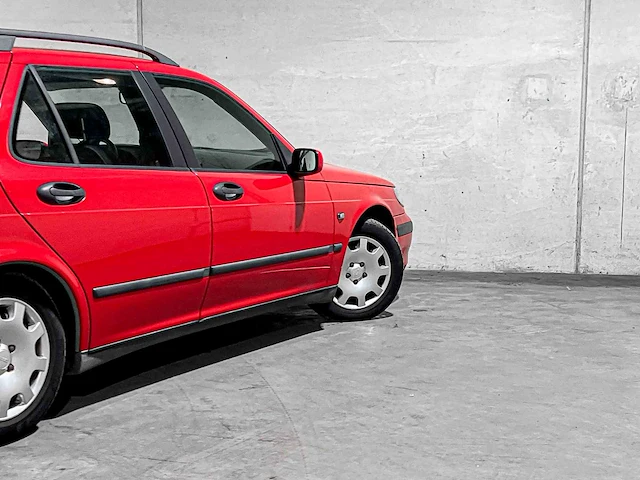 Saab 9-5 estate 2.0t linear 150pk 2001, 10-gr-kn - afbeelding 6 van  48