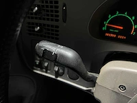 Saab 9-5 estate 2.0t linear 150pk 2001, 10-gr-kn - afbeelding 27 van  48