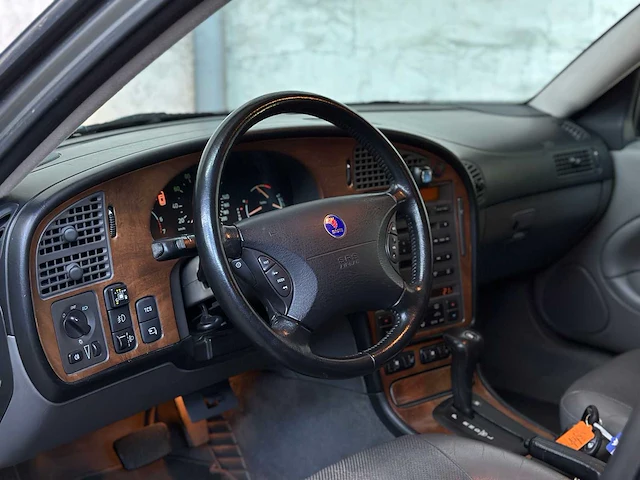 Saab 9-5 estate 2.3t vector 185pk 2003, 45-nj-vd - afbeelding 8 van  44