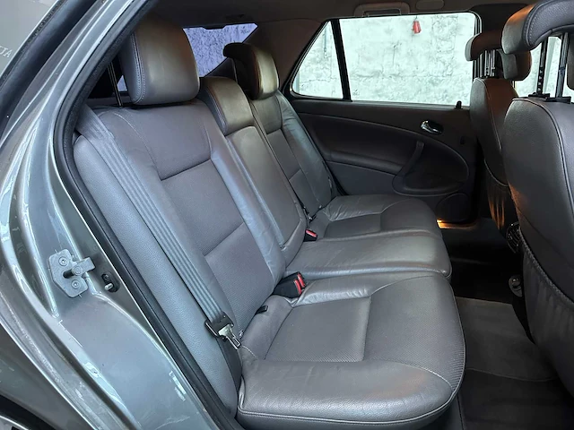 Saab 9-5 estate 2.3t vector 185pk 2003, 45-nj-vd - afbeelding 31 van  44
