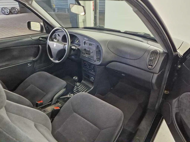 Saab 900 coupé 2.0, n-940-df - afbeelding 10 van  12