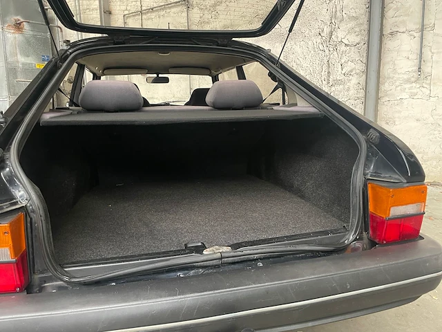Saab 900 s 2.0 141pk 1993, 69-nf-ln - afbeelding 28 van  39