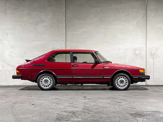 Saab 900 turbo 16v 160pk 1985 - afbeelding 29 van  32