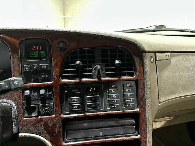 Saab 9000 2.3 lpt cse anniversary 170pk 1997, rt-tx-26 - afbeelding 26 van  38