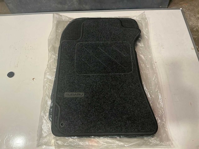 Sabaru 88a lhd-low auto matten set (4x) - afbeelding 2 van  5