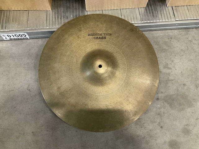 Sabian bekken 18 inch - afbeelding 1 van  2