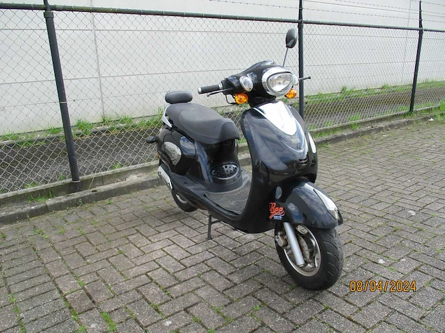 Sachs bikes - snorscooter - bee (fy50qt-13) - scooter - afbeelding 4 van  9
