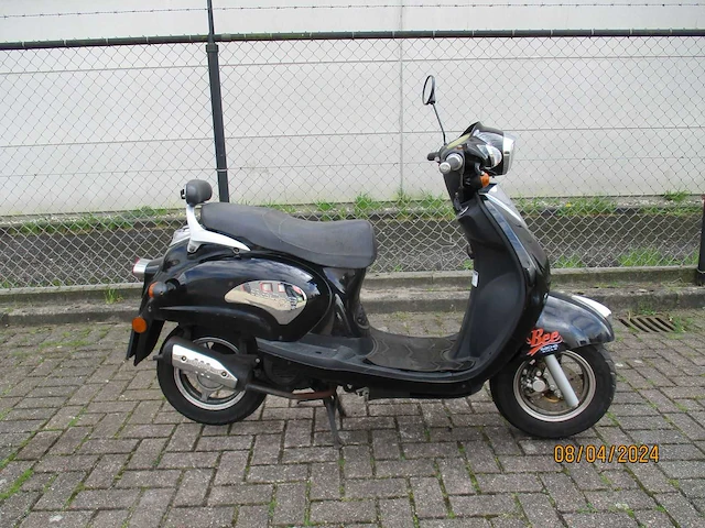 Sachs bikes - snorscooter - bee (fy50qt-13) - scooter - afbeelding 5 van  9