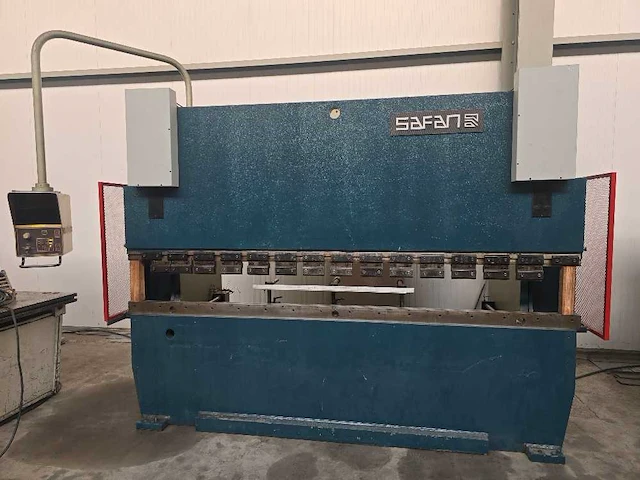 Safan - 1986 - cncs b 110 3100 - cnc kantbank - afbeelding 1 van  7