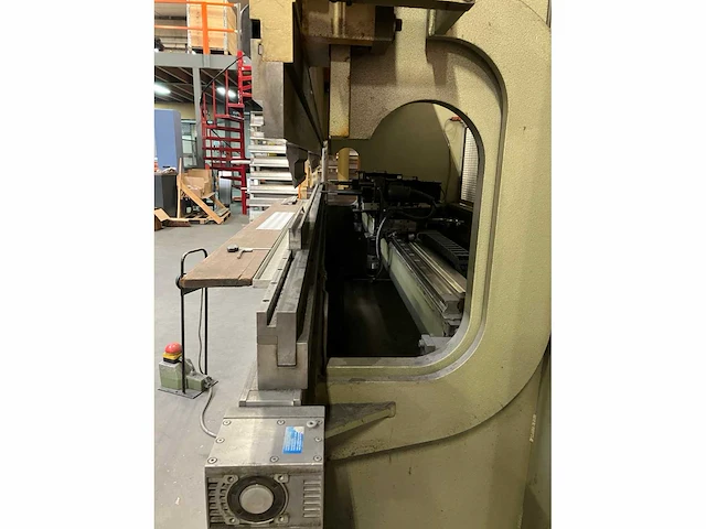 Safan - 1999 - cncl-k 110-4300 ts1 - cnc kantbank - afbeelding 2 van  8