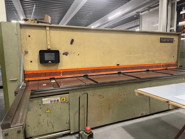 Safan - 1999 - hvr 430-6 ts - cnc guillotineschaar - afbeelding 1 van  4