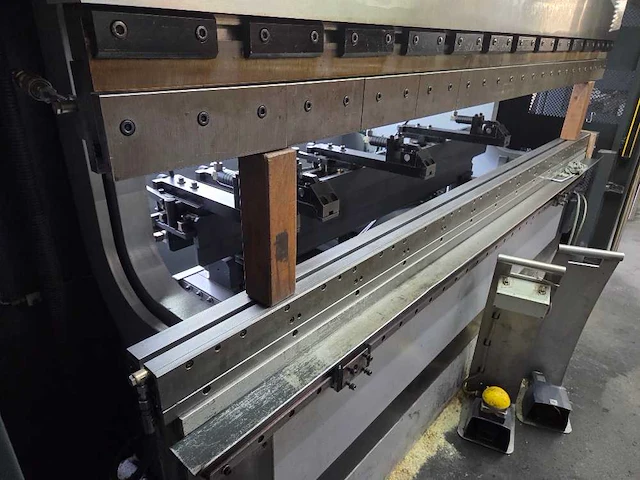 Safan - 2005 - h brake 170 2550 ts1 - cnc-kantbank - afbeelding 6 van  10