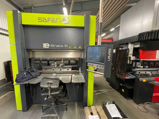 Safan - e brake 35 1250 - cnc kantbank - 2010 - afbeelding 1 van  4