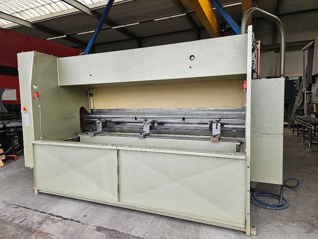 Safan - plcs 80 3600 ts1 - cnc kantbank - 1997 - afbeelding 7 van  8
