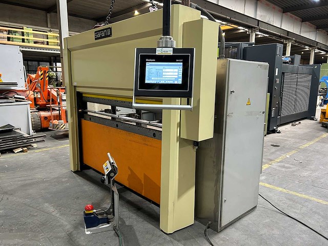 Safan - smk40-2100 - cnc press brake - afbeelding 6 van  12