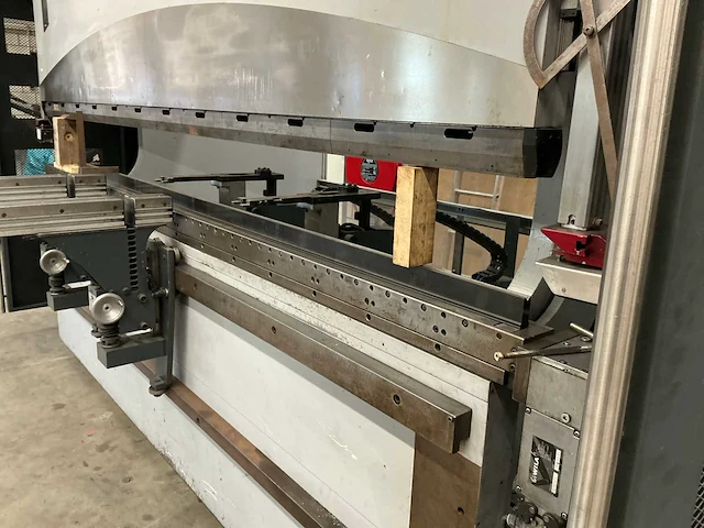 Safan cncl-k 170-3100 tsi cnc kantbank - afbeelding 11 van  44