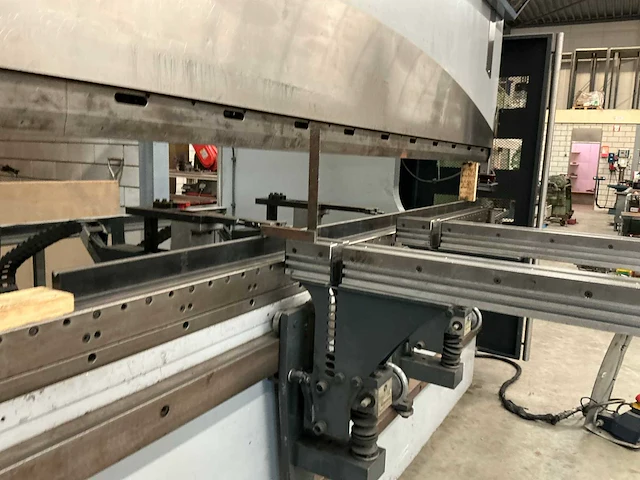 Safan cncl-k 170-3100 tsi cnc kantbank - afbeelding 13 van  44