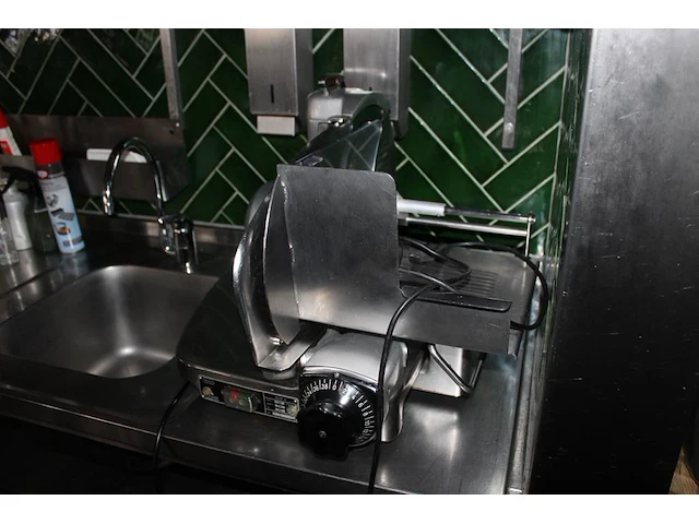 Safe snijmachine berkel 834s. - afbeelding 2 van  3