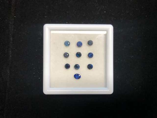 Saffier - 2.10 carat saffier - afbeelding 2 van  5