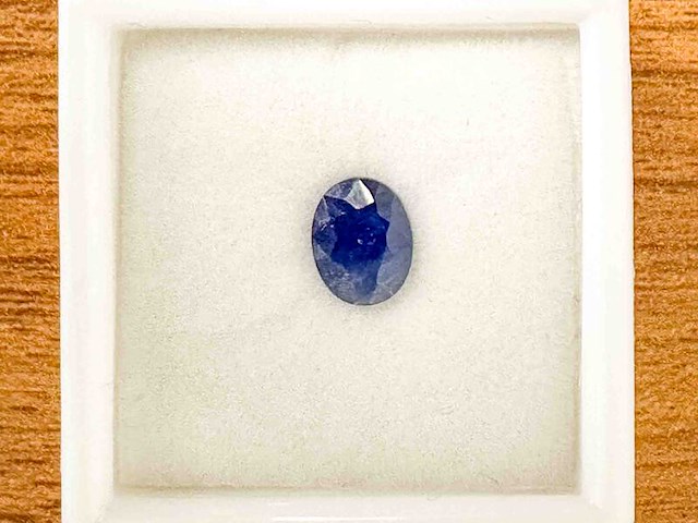 Saffier - 2.44 carat natuurlijke saffier - afbeelding 1 van  3